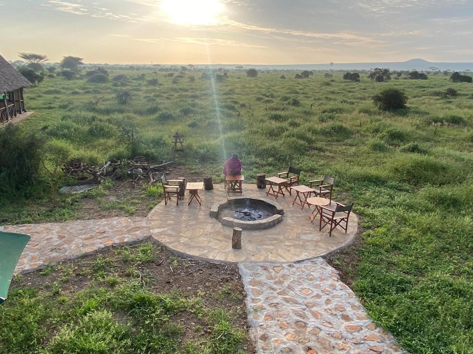 Amboseli Discovery Camp Extérieur photo